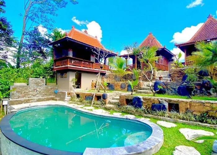Chaplet House 2 Villa